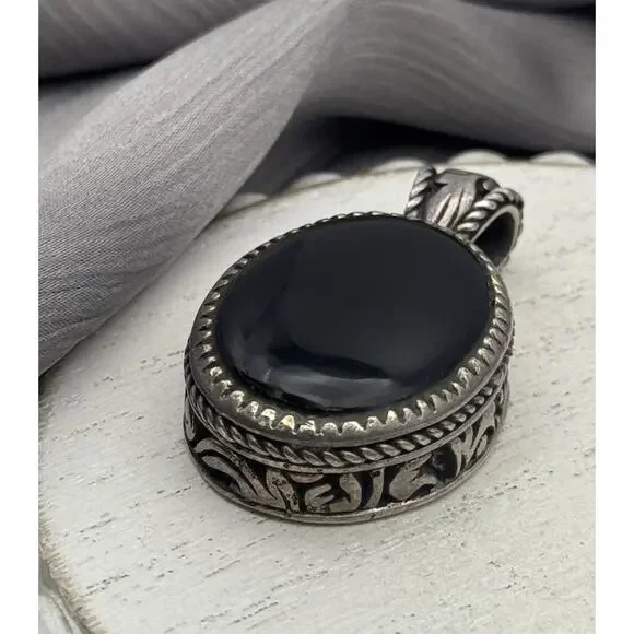 Barse Sterling Silver 925 Onyx Pendant 41.73G / 1.8in